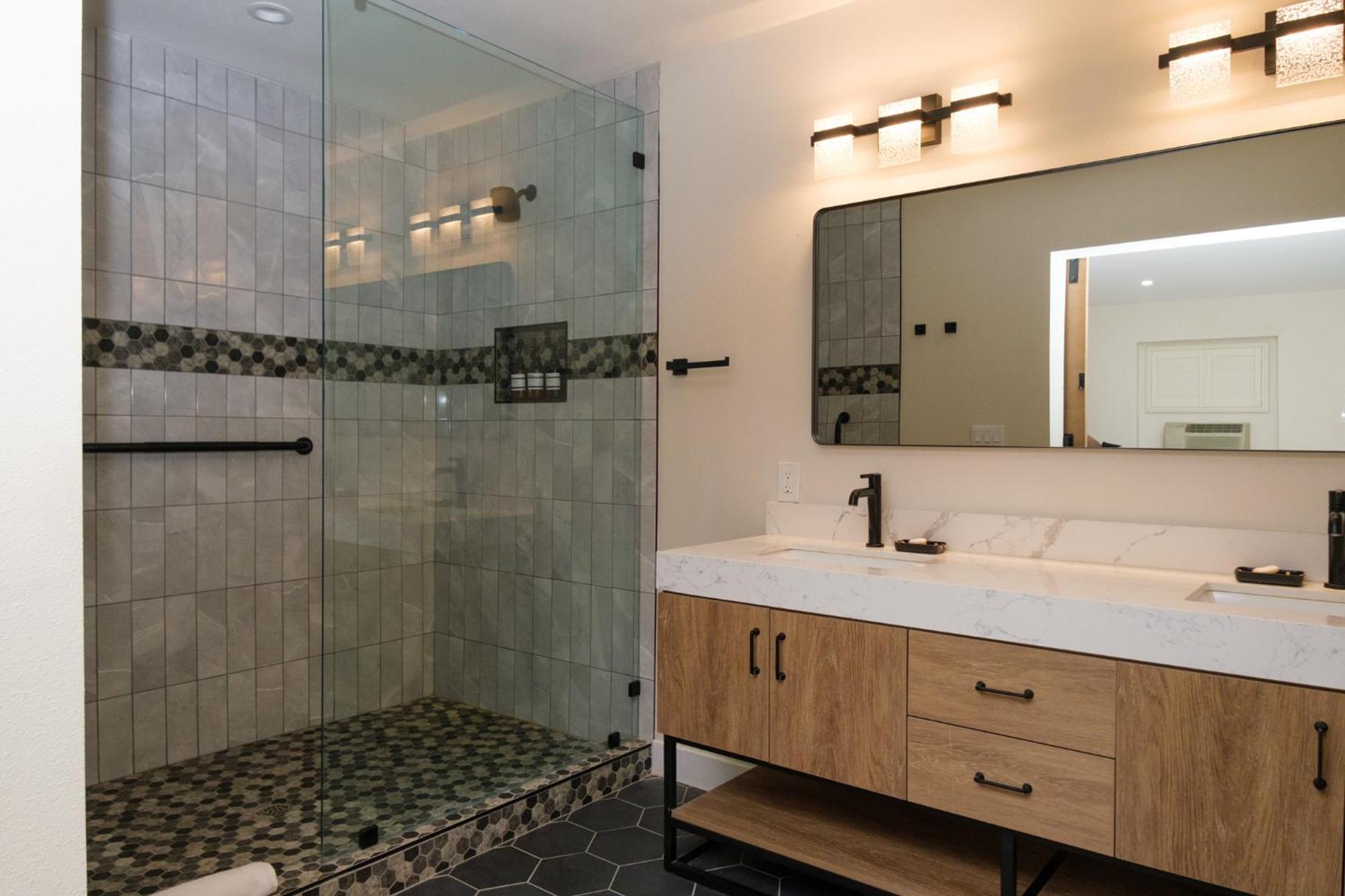 Adobe Inn Monterey Park Bagian luar foto