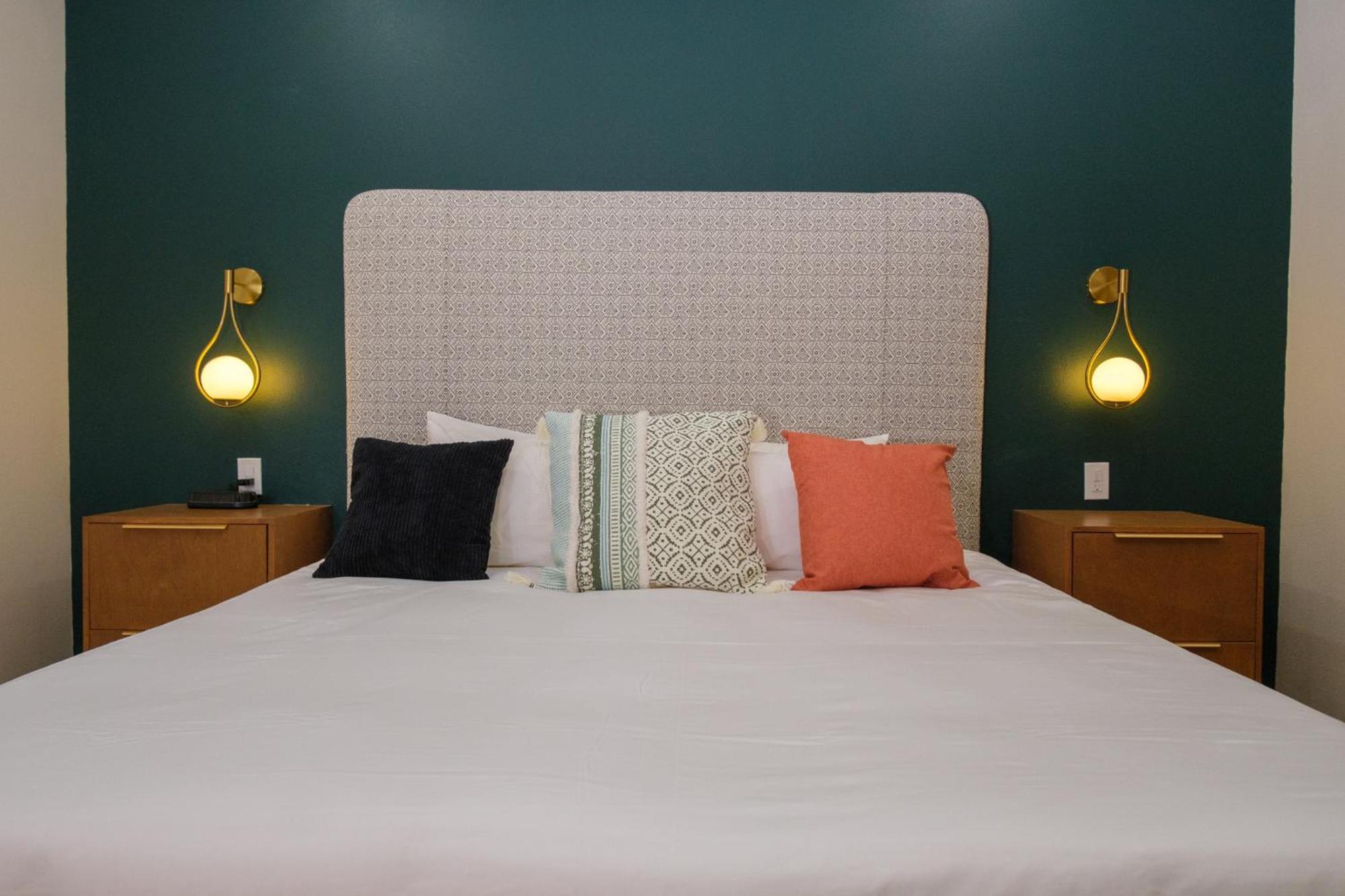 Adobe Inn Monterey Park Bagian luar foto